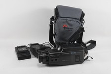 N90O10- Vintage Videokamera Grundig VS C45 und Zubehör Tasche