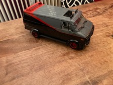 1:18 Hot Wheels GMC vantura