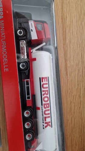 Herpa 305679 actros - mb,