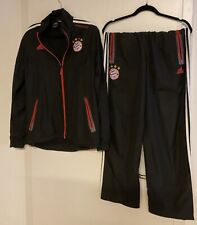 FC BAYERN MÜNCHEN - PREDATOR