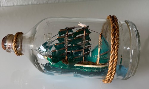 Altes flaschenschiff - altes,