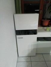 Vitrine Manhattan weiß hochglanz mit LED-Beleuchtung 60x142x43