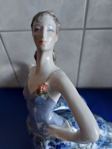 Ballerina porzellanfigur von - porzellanfigur,