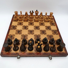Schachspiel aus Holz /