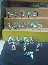 Timpo Toys 17 Ritter grün /