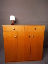 Highboard im Mid-Century-Stil