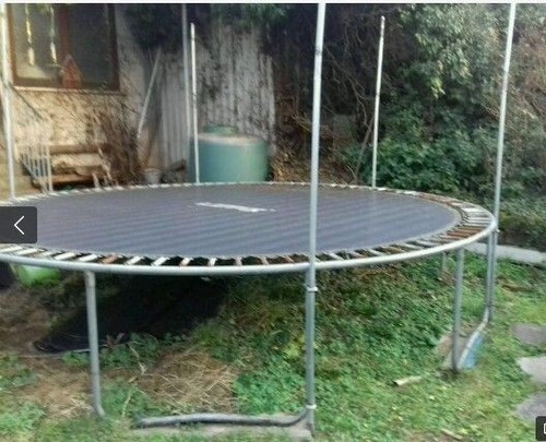 Gartentrampolin