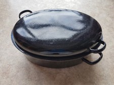 ALTER EMAILLE BRÄTER MIT DECKEL  FÜR GASHERD ALS DEKO PFLANZGEFÄß AKZEPTABEL