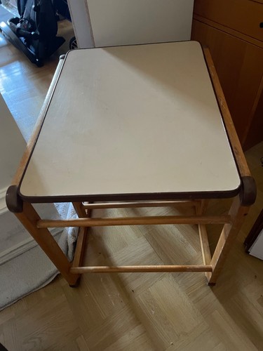 Kleiner tisch kindertisch von - kleiner,