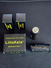 2X Akku Batterien 26650