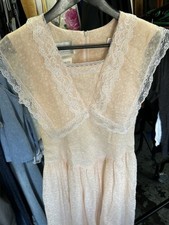 Vintage Gunne Sax by Jessica Kleid Spitzenbesatz lachsrosa Blumenmuster Gr. 7 hellrosa