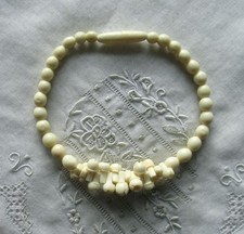 ALTES ARMBAND - PERLEN -