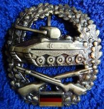 Barettabzeichen Bundeswehr - Panzergrenadier Truppe -  Metall
