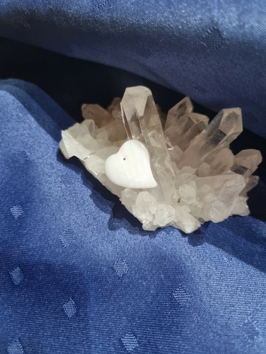 Schneequarz,Blattform,18x17mm