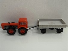O379 1:87 VEB Berlinplast Dieseltraktor D4 K Mit Hänger E5-2 DDR Ostauto Trecker