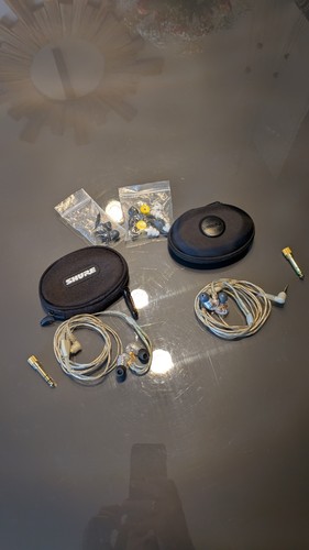 Shure ear monitoring - shure, bundle