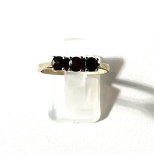 333/- 8KT Gelbgold Ring, Granat, Handarbeit, Gr. 62, 1 - 2 mm breit.