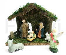 Weihnachtskrippe mit 6 Keramik Figuren - Krippenstall Krippe Krippenset (ZR7)