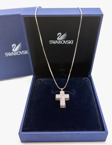 Swarovski kleiner kreuz - 3d,
