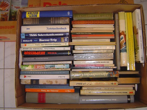 Große kiste bücher - kiste,