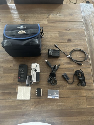 Sony dcr pc2e camcorder - sony,