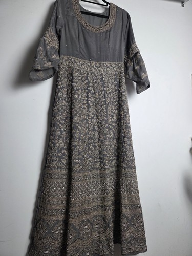 Grau besticktes kleid - besticktes,