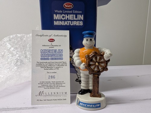 Wade millennium collectables - &,