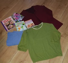 Damen Kleiderpaket  Gr.44/46 und Bücher