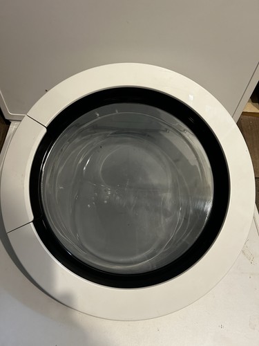 AEG