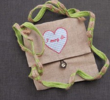 GELDSÄCKE  UMHÄNGETASCHE