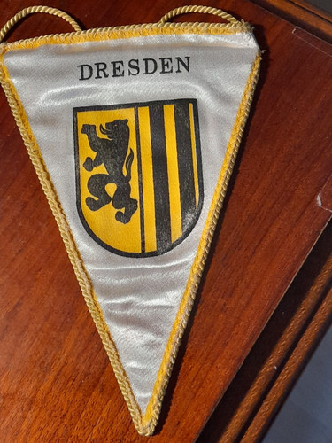 Dresden ddr wimpel - ", 19