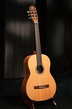 Ortega R122SN 4/4 Konzertgitarre Klassikgitarre Zederndecke Natur Satin