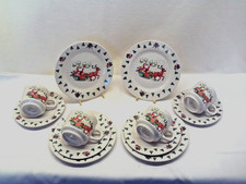 Weihnachtsservice Kaffeeservice 4. Gedecke  Weihnachtsmann Schlitten Rentier