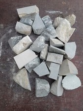 Specksteine; bunte Zusammenstellung von Farben und Formen; pro Stein 100 - 300g