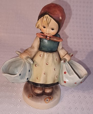 ALTE GOEBEL HUMMELFIGUR