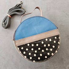 Leder Tasche Kuhfell Dots rund Pünktchen Soruka Handtasche Schultertasche blau