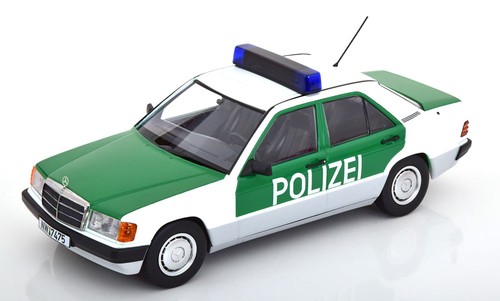 Triple mercedes 190 - 9,