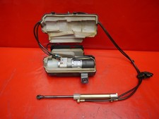Pumpe Mercedes W211 E-Klasse elektrische Heckklappe Stellmotor A2118000848 Origi