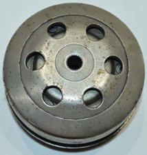 KYMCO AGILITY 50 4T KUPPLUNG KUPPLUNGSGLOCKE WANDLER RIEMENSCHEIBE ANTRIEB MOTOR