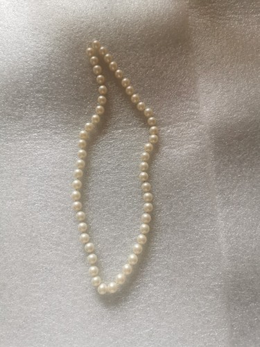 Perlenkette