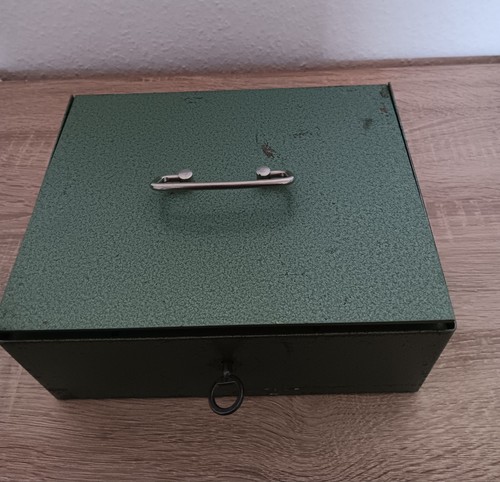 Alte ddr metall geldkassette - ddr,