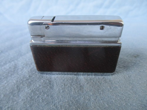 Altes vintage gasfeuerzeug - vintage,