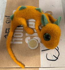 Drache, Figur aus Filz
