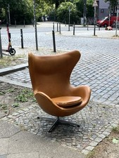 Arne Jacobsen Egg Chair Ottoman, Fritz Hansen, Leder Cognac