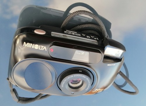Minolta riva zoom 70w compact - minolta,