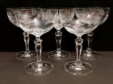 Fünf alte Champagner Schalen Gläser mit Blüten Schliff - Glas - evtl. 70er Jahre