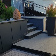 Tritt- und Setzstufe aussen