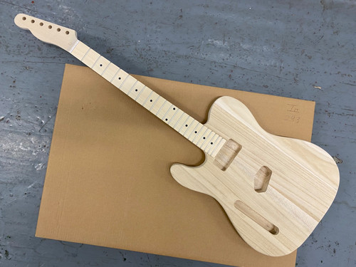 Gitarrenbausatz links - gitarrenbausatz,