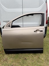 TÜR LINKS VORNE Nissan