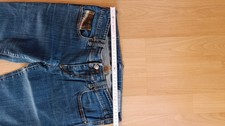 Damenjeans der Marke Diesel